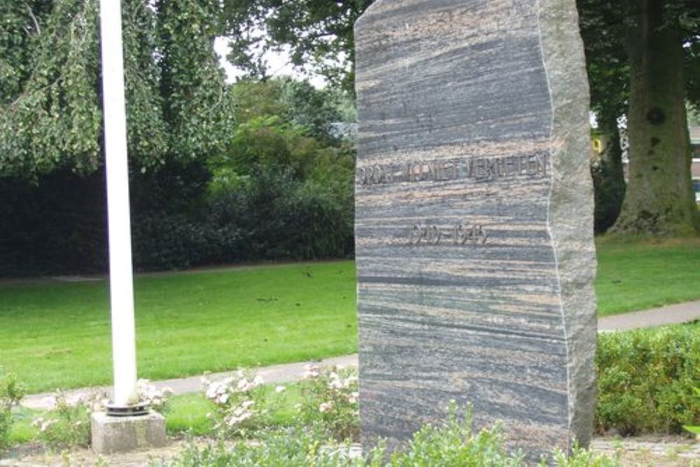 War Memorial Noordbroek #4