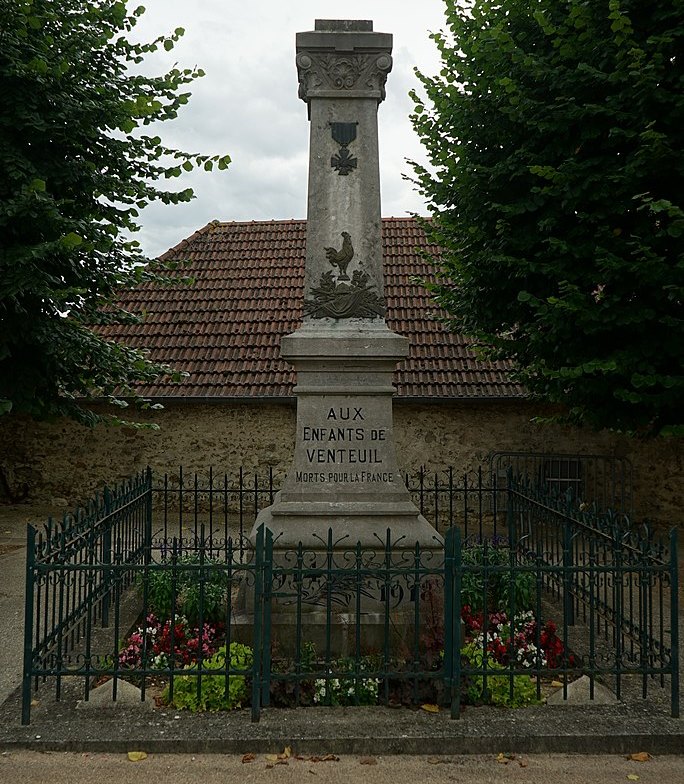 War Memorial Venteuil