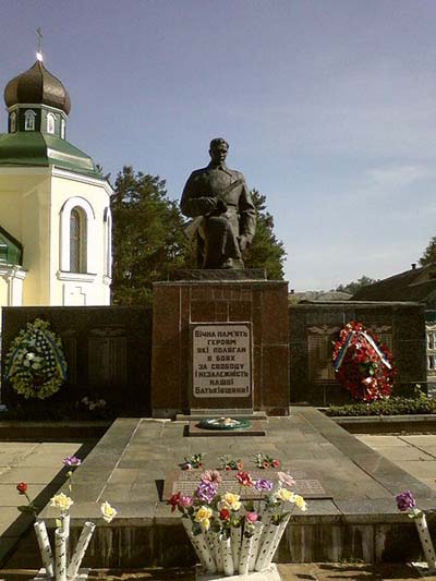 Mass Grave Soviet Soldiers Dmytrivka