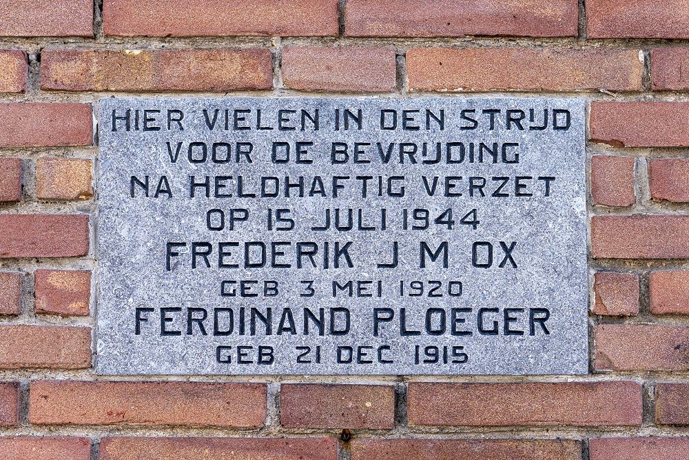 Gedenkteken Frederik J.M. Ox en Ferdinand Ploeger
