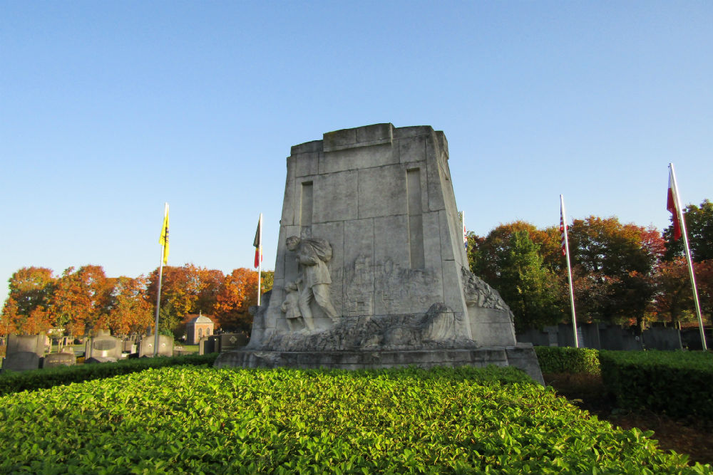 War Memorial and Crypt Leuven Cemetery