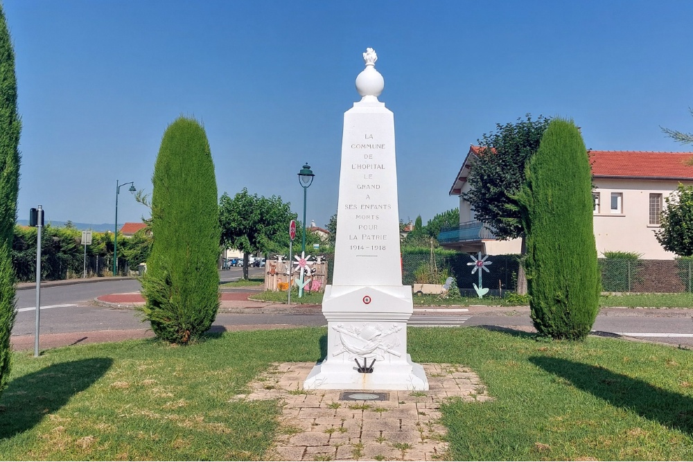 War Memorial L'Hopital-le-Grand #1