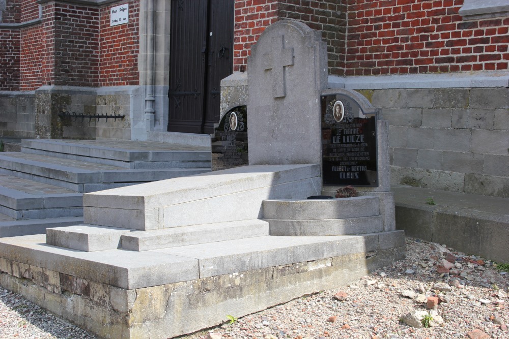 Belgian War Graves Strijpen