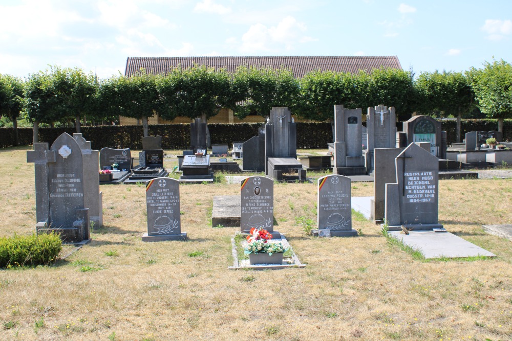 Belgian Graves Veterans Waardamme