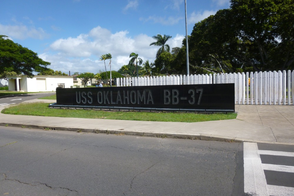 Monument U.S.S. Oklahoma