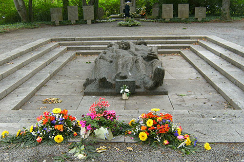 Wrzburg Hauptfriedhof German War Graves