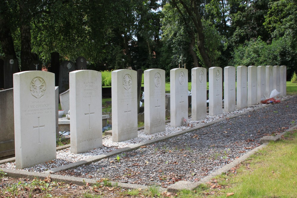 Commonwealth War Cemetery Moorsele Military