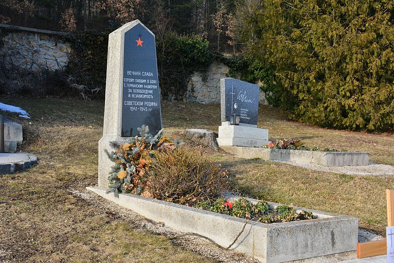 Mass Grave Soviet Soldiers Hernstein