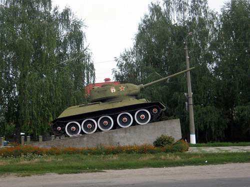 Bevrijdingsmonument (T-34/85 Tank) Yagotin