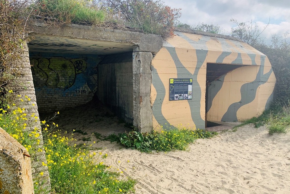 Garage Searchlight Bunkerroute no. 4-5 De Punt Ouddorp