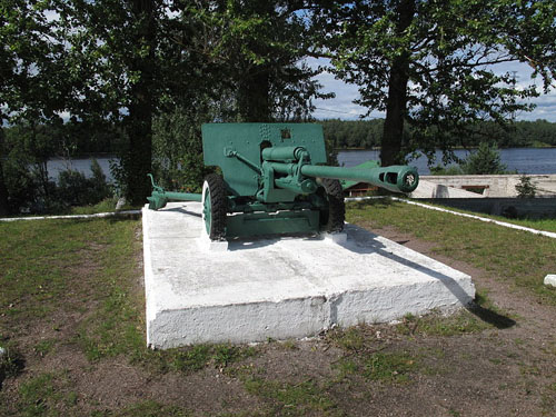 76mm Field Gun M1942 (ZiS-3)