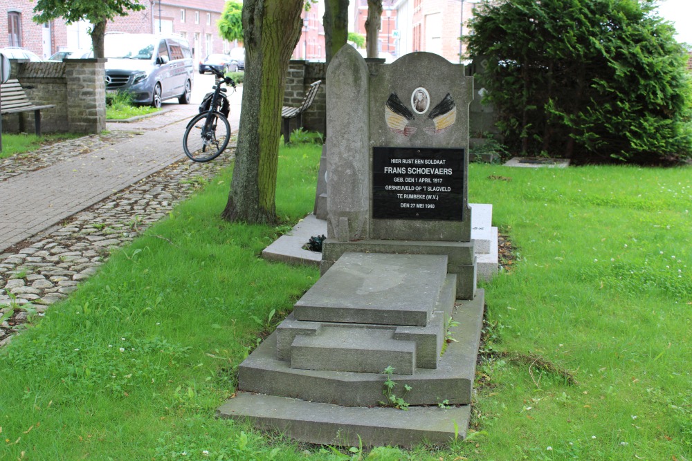 Belgian War Graves Nederokkerzeel