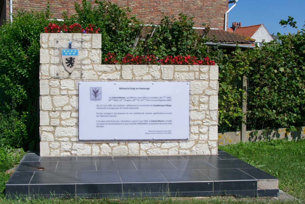 Monument Kolonel Mariot en Familie Vandamme 2 juni 1940 Coudekerque