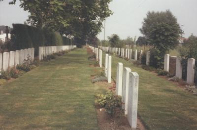 Commonwealth War Graves St. Venant