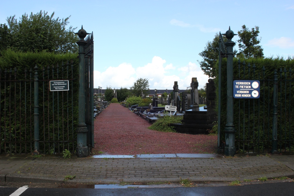 Commonwealth War Graves Wevelgem