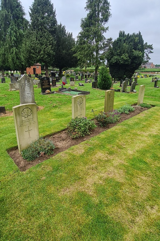 Commonwealth War Graves Ripon Cemetery #3