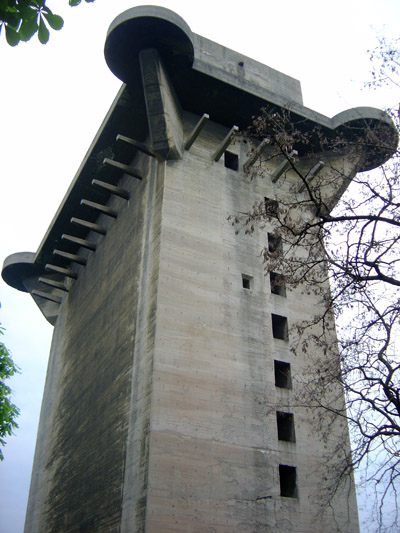 Flakturm VII L-Tower Augarten (Flak tower)