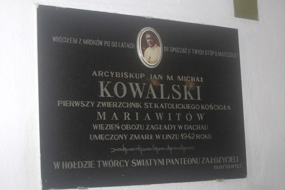 Memorial Arch Bishop Jan Maria Michal Kowalski