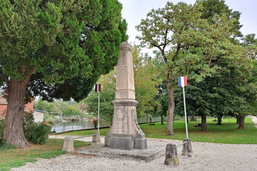 Oorlogsmonument Bar-sur-Seine #1