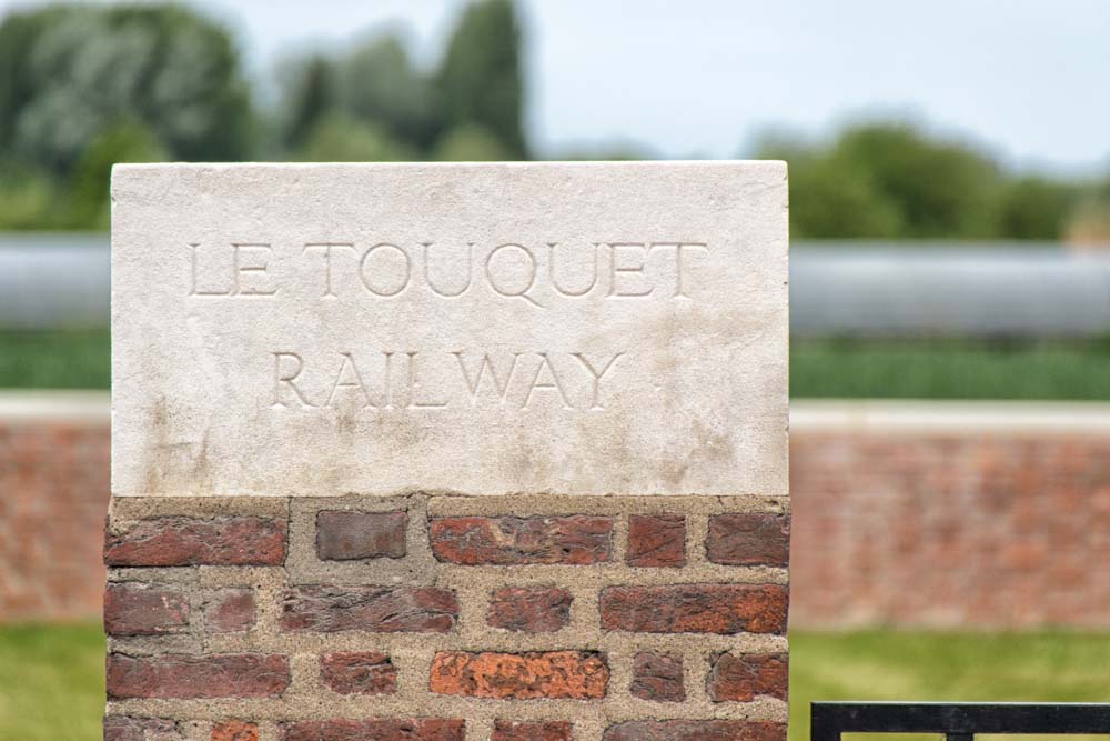 Commonwealth War Cemetery Le Touquet Railway Crossing