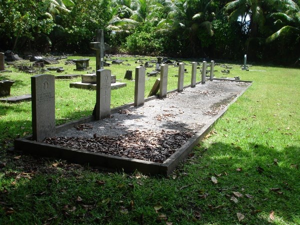 Commonwealth War Graves Pointe Marianne Cemetery