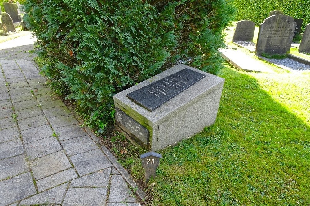 Dutch Indies Monument Hendrik Ido Ambacht