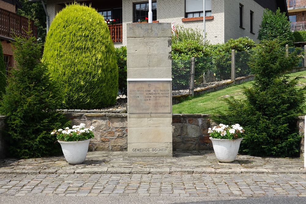 War Memorial Bogheim #2