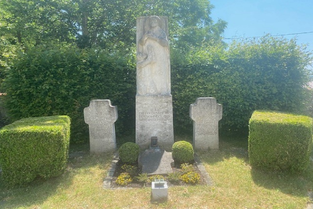 Monument Gesneuvelden Eerste en Tweede wereldoorlog