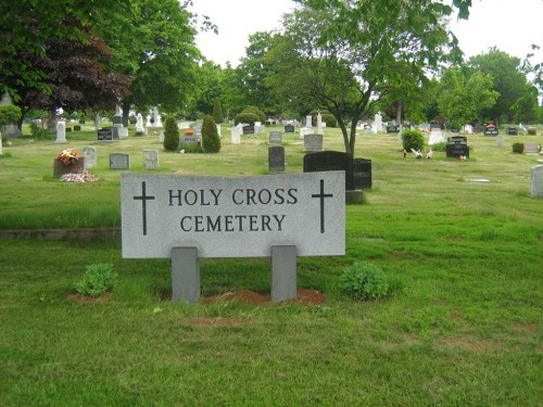 Oorlogsgraven van het Gemenebest Holy Cross Cemetery