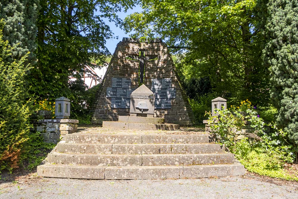 Monument Wereldoorlogen Westum