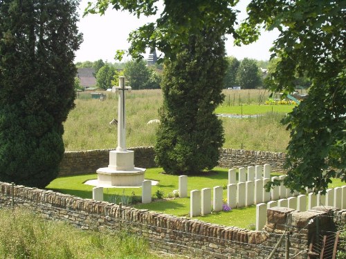 Commonwealth War Cemetery Eterpigny