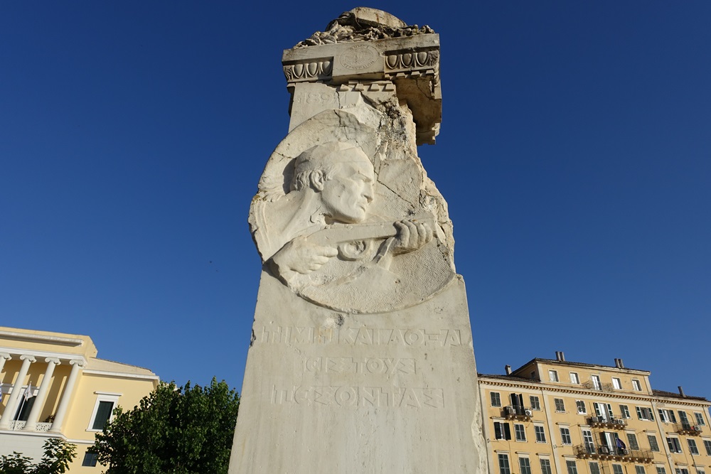 Monument Griekse 10e Infanterie Regiment #3