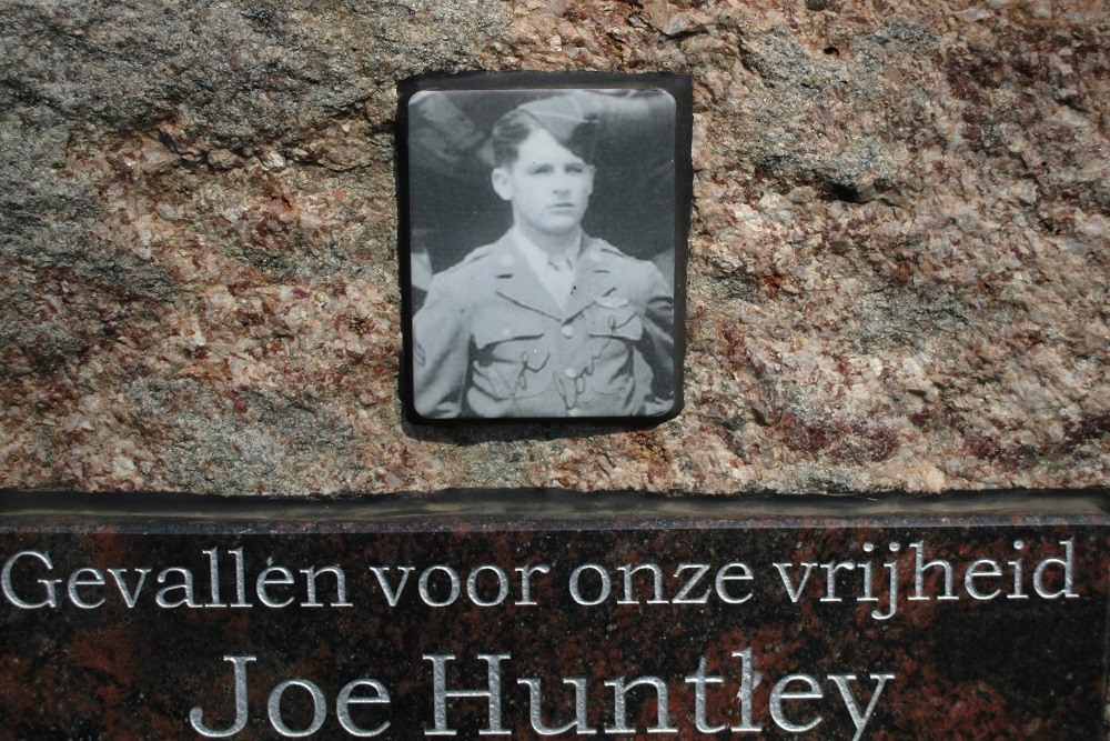 Memorial to Joe Huntley Marlow #4