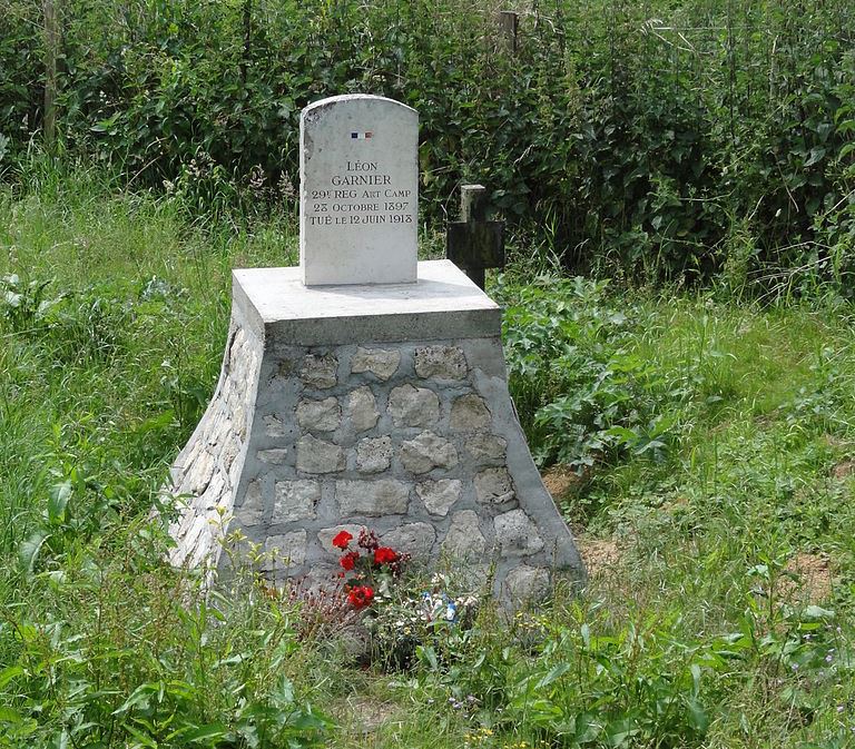 Monument Léon Garnier #1