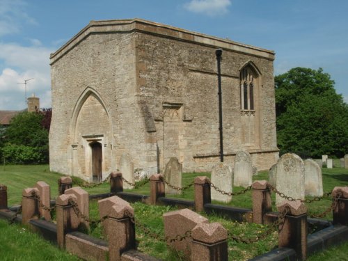 Oorlogsgraven van het Gemenebest Barnwell All Saints Churchyard