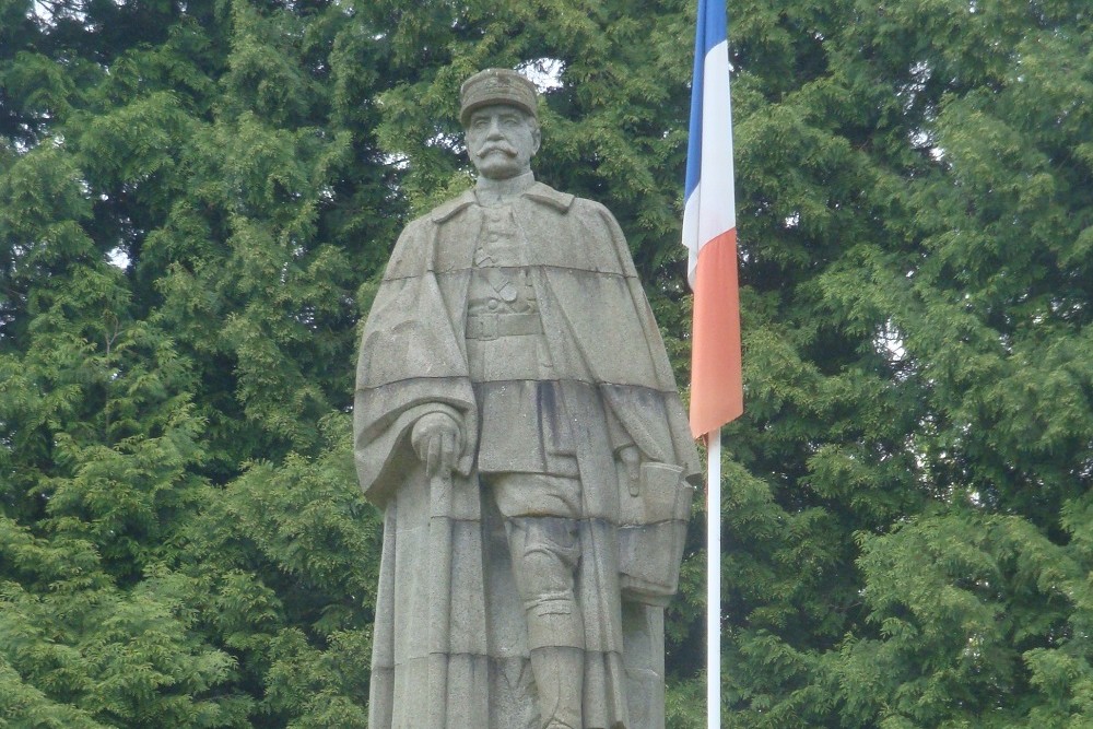 Compiegne Armistice Monument #4