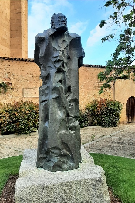 Monument Miguel de Unamuno y Jugo #2