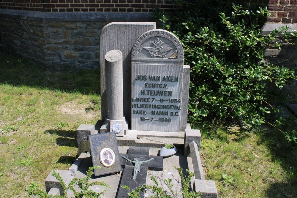 Belgian War Graves Ophoven #2