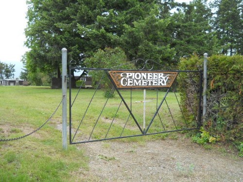Commonwealth War Grave Creston Pioneer Cemetery