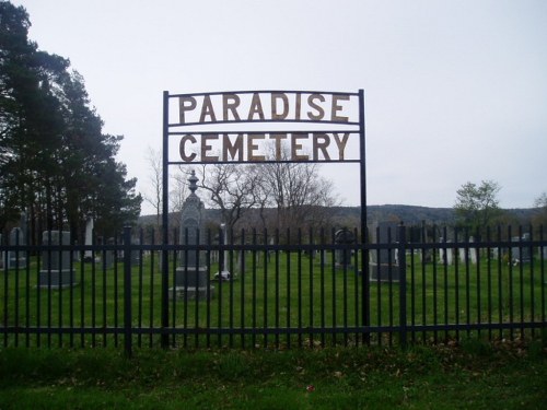 Oorlogsgraf van het Gemenebest Paradise Public Cemetery