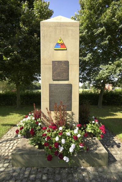 Monument 9th Armored Division 