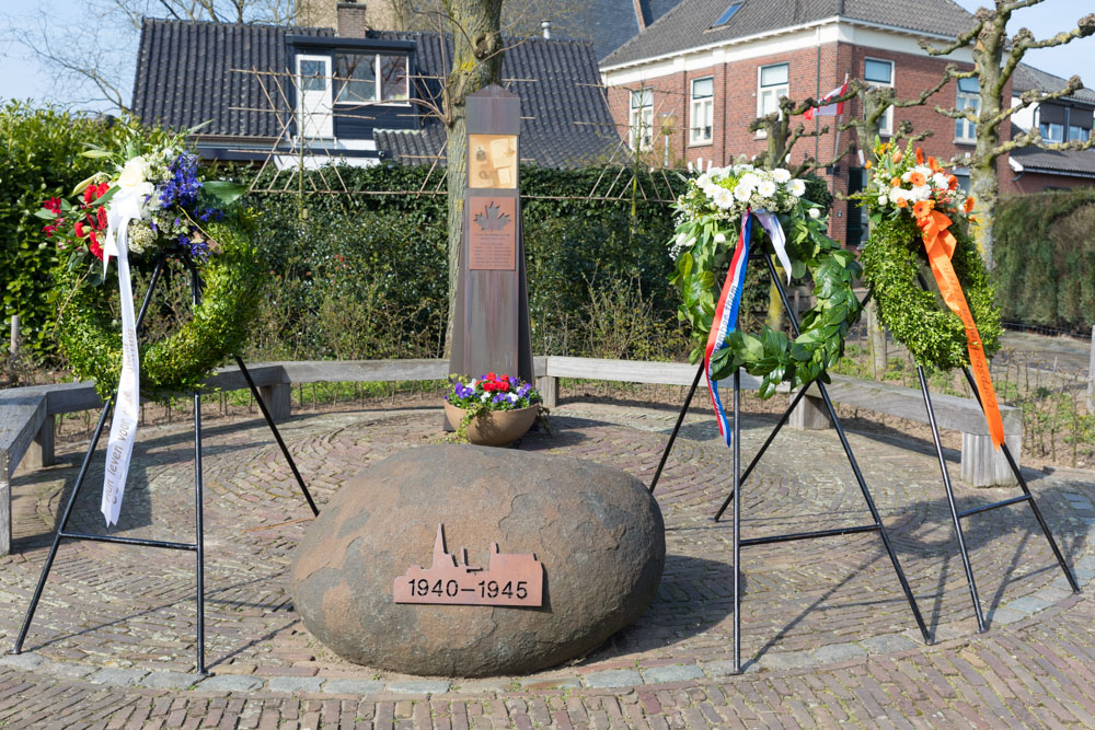 War Memorial Etten (Oude IJsselstreek)