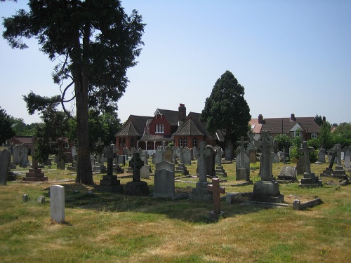 Oorlogsgraven van het Gemenebest St Luke Cemetery