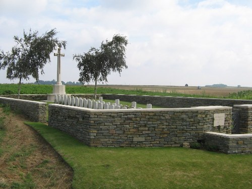 Commonwealth War Cemetery Redan Ridge No.3