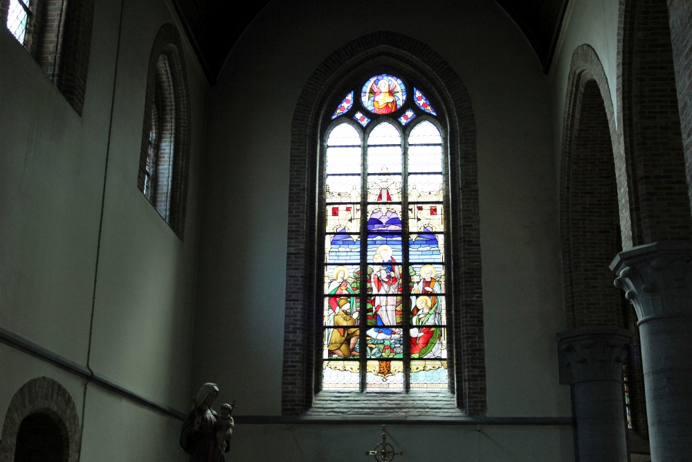Glasraam Sint-Pauluskerk Langemark