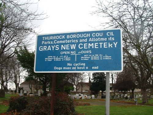 Commonwealth War Graves Grays New Cemetery