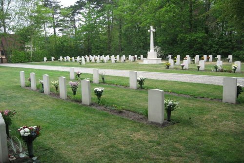 Oorlogsgraven van het Gemenebest West-Terschelling