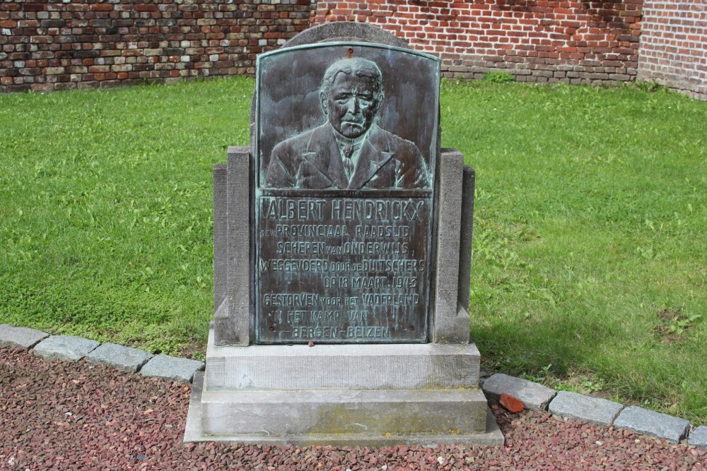 Monument Albert Hendrickx Outgaarden