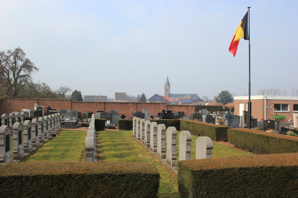 Belgische Oorlogsgraven Veldwezelt