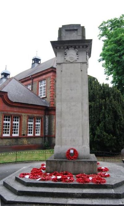War Memorial Brentford